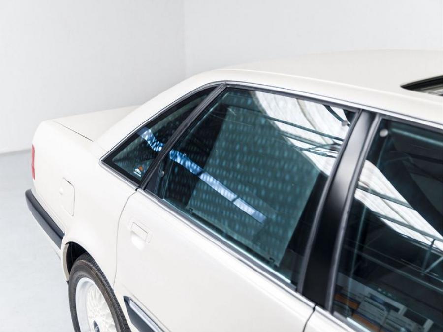 Детали экстерьера Audi V8 1990 года  (EU) (фото 21 из 84)